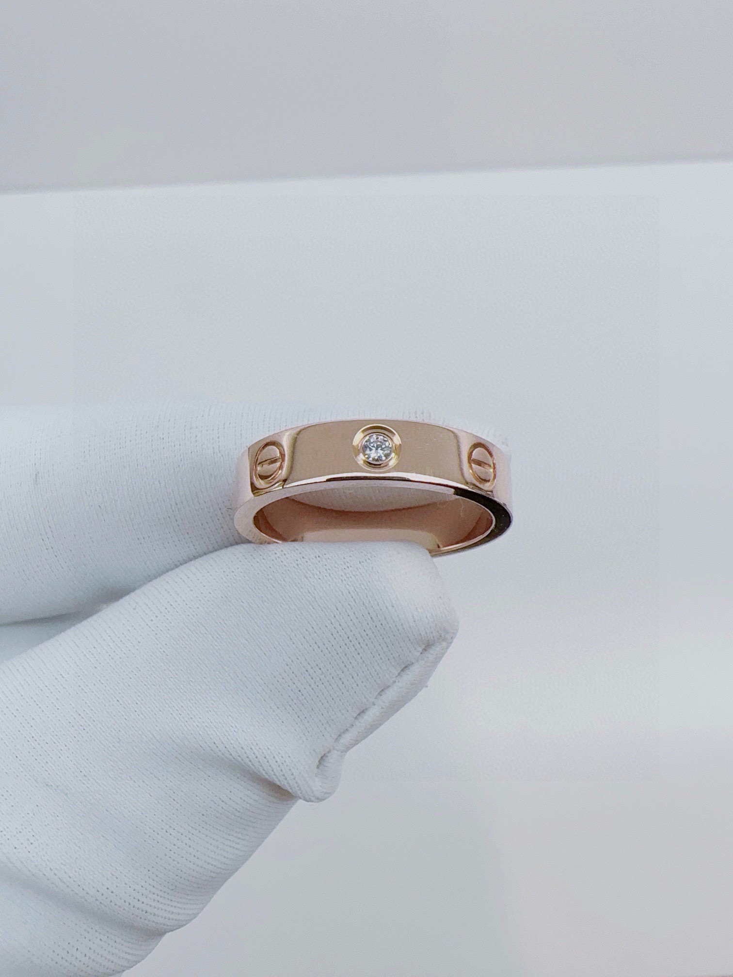 95新 Cartier/卡地亚 love系列18K玫瑰金单钻钻石戒指52码58677