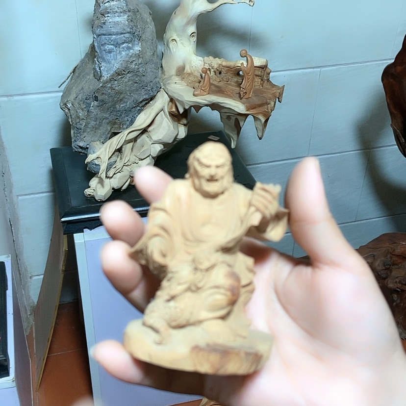 【闪购商品】崖柏根雕c*y