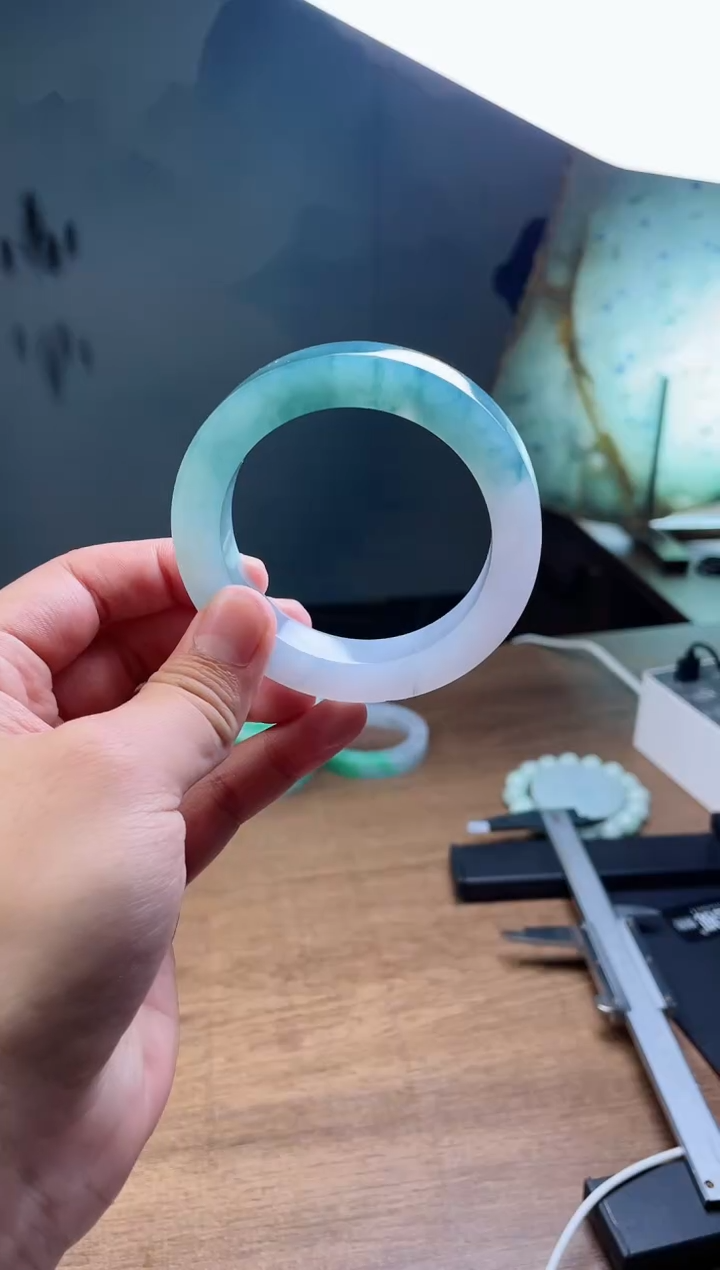 【闪购商品】定制翡翠手镯未镶嵌定制