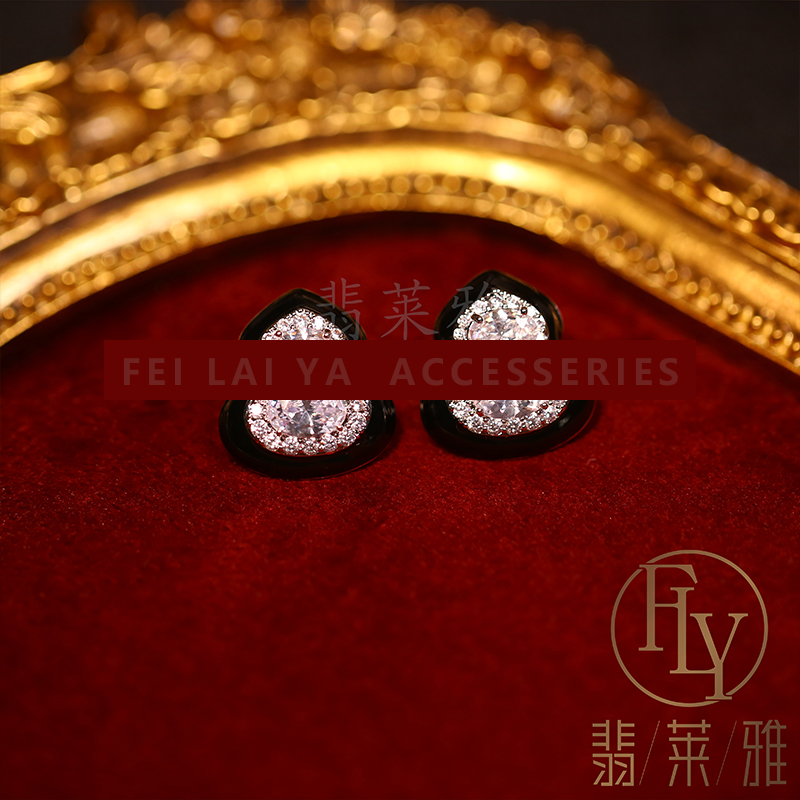 翡莱雅 气质时尚精致高级感葫芦耳环-2168