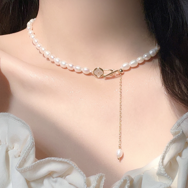 天然珍珠项链女气质时尚法式高级感四叶草吊坠可抽拉调节锁骨链