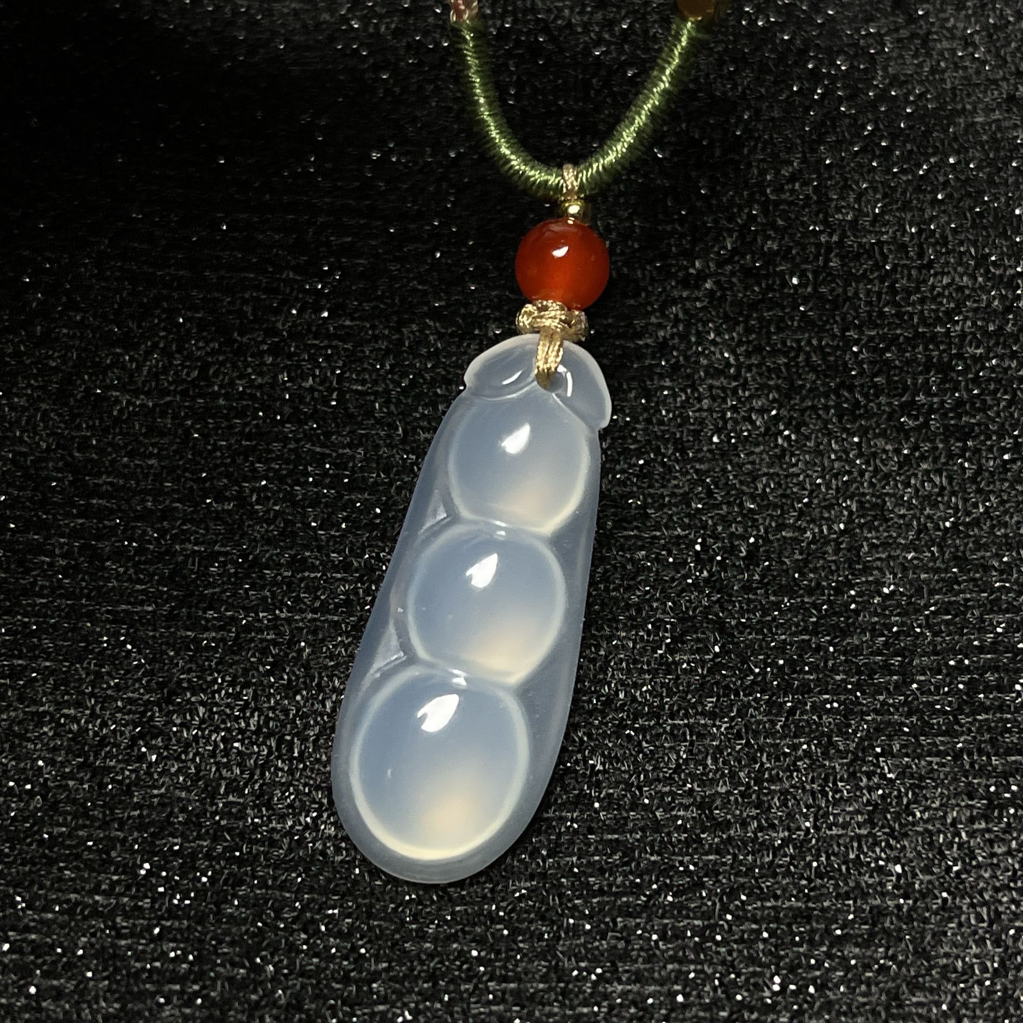 正品天然白玉髓福豆项链白玛瑙四季豆吊坠秋冬气质毛衣链首饰饰品