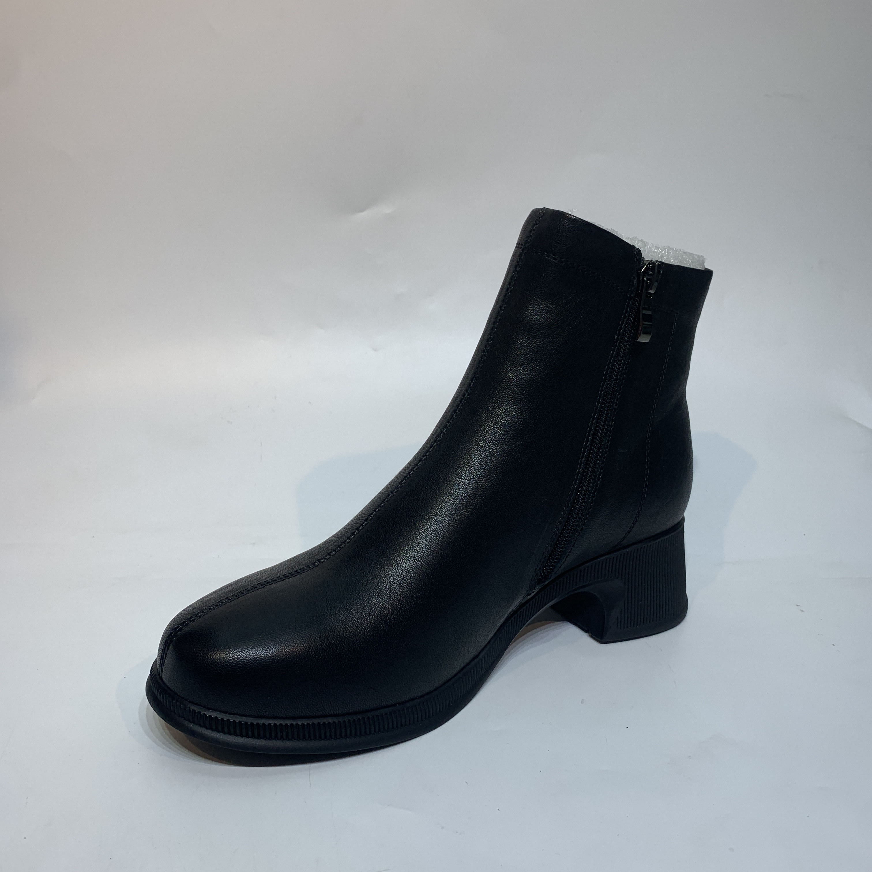 货号1287一双39码单鞋【帮面羊皮内里羊皮 跟高3cm】品牌女鞋