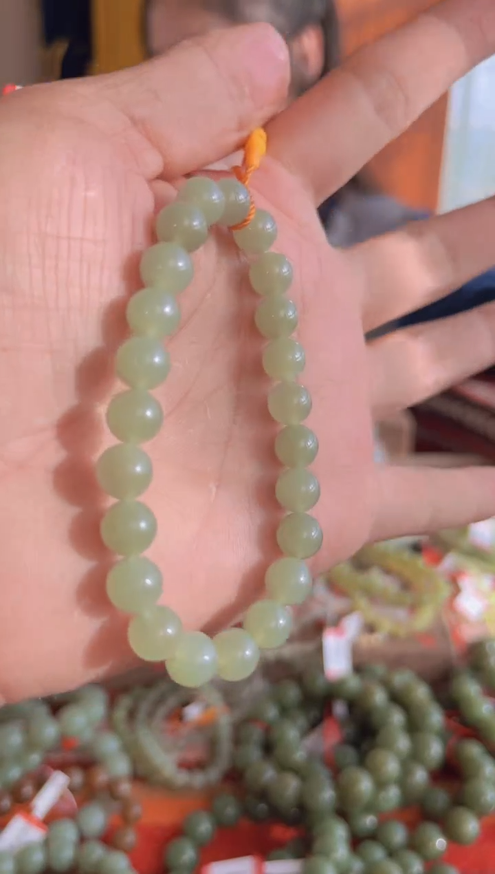 【闪购商品】和田玉手串未镶嵌且末料青卡8