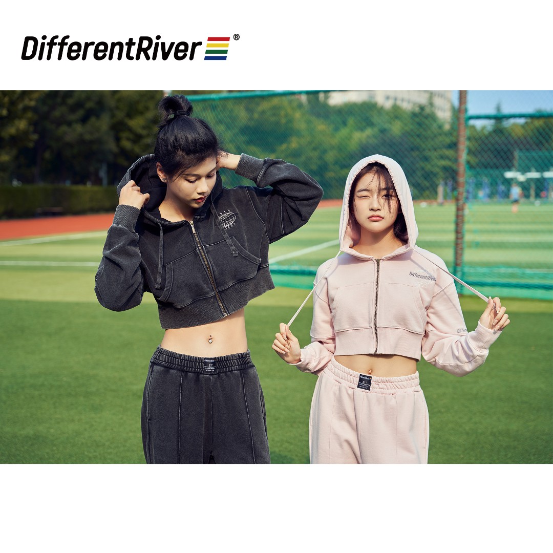 DifferentRiver秋冬【派对】女款-水洗做旧短款连帽开衫休闲套装