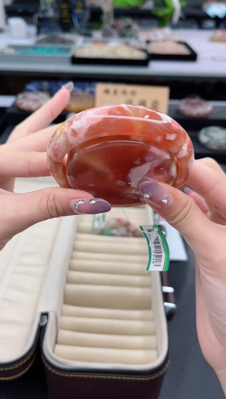 【闪购商品】石英质玉手镯未镶嵌60圈口（赠品镯心）2S9607