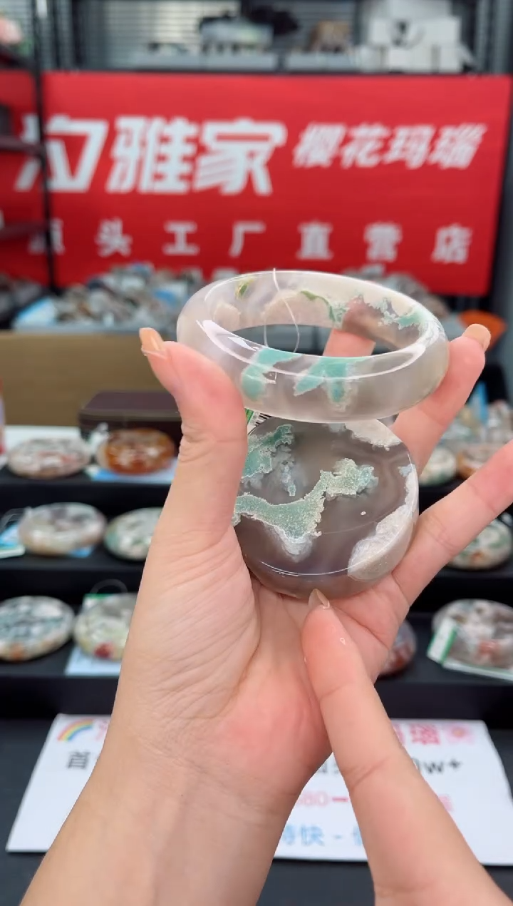 【闪购商品】石英质玉手镯未镶嵌61圈口（赠品镯心）S941492