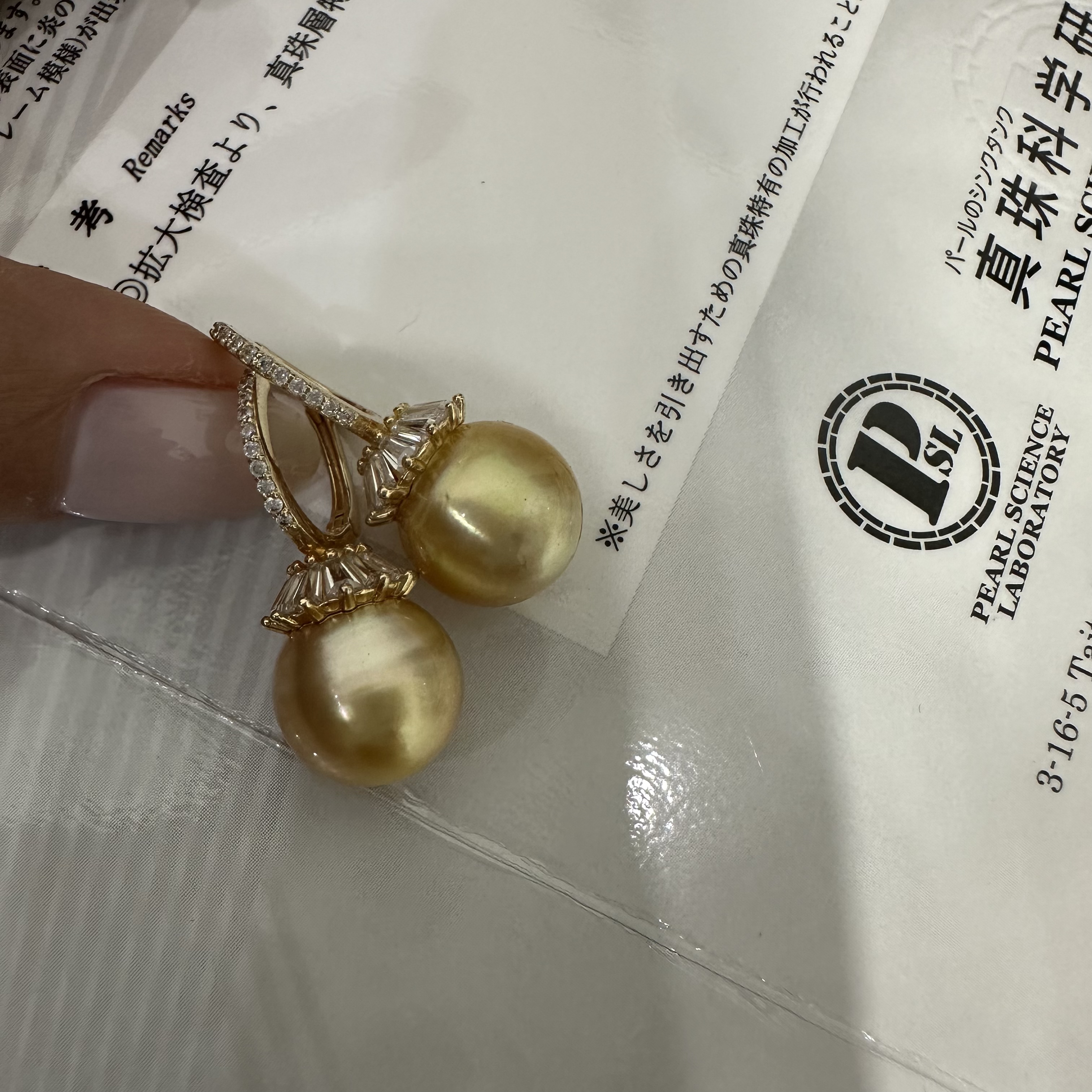 浓茶金色海水南洋金珠耳扣近正圆S925银带钻海水珍珠耳环11-12mm