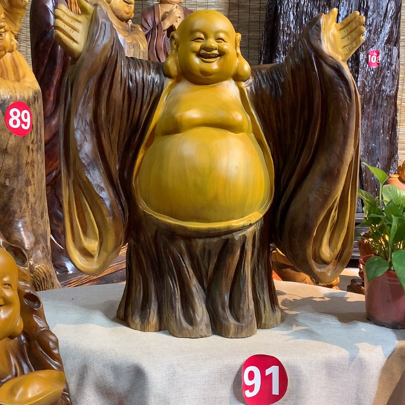 【闪购商品】香樟木根雕圣***馆