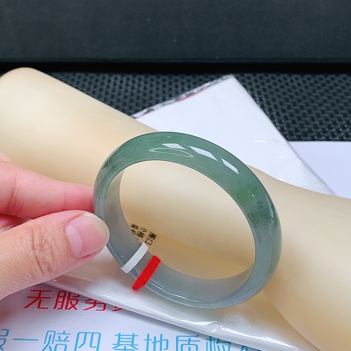 翡翠手镯未镶嵌手镯56