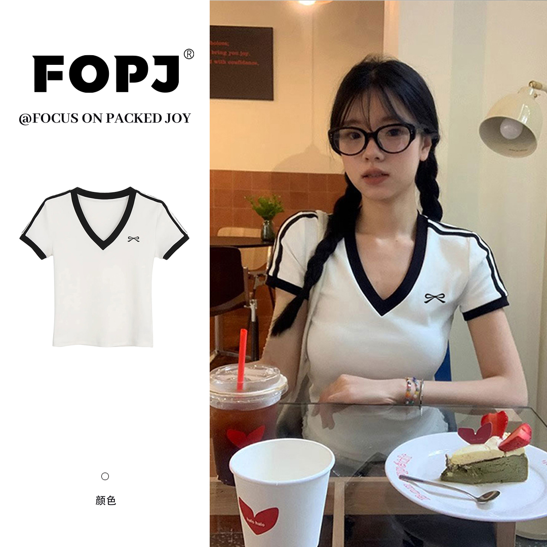 FOPJ重磅精梳棉夏季V领学院风短袖t恤女时尚修身结印花白色上衣