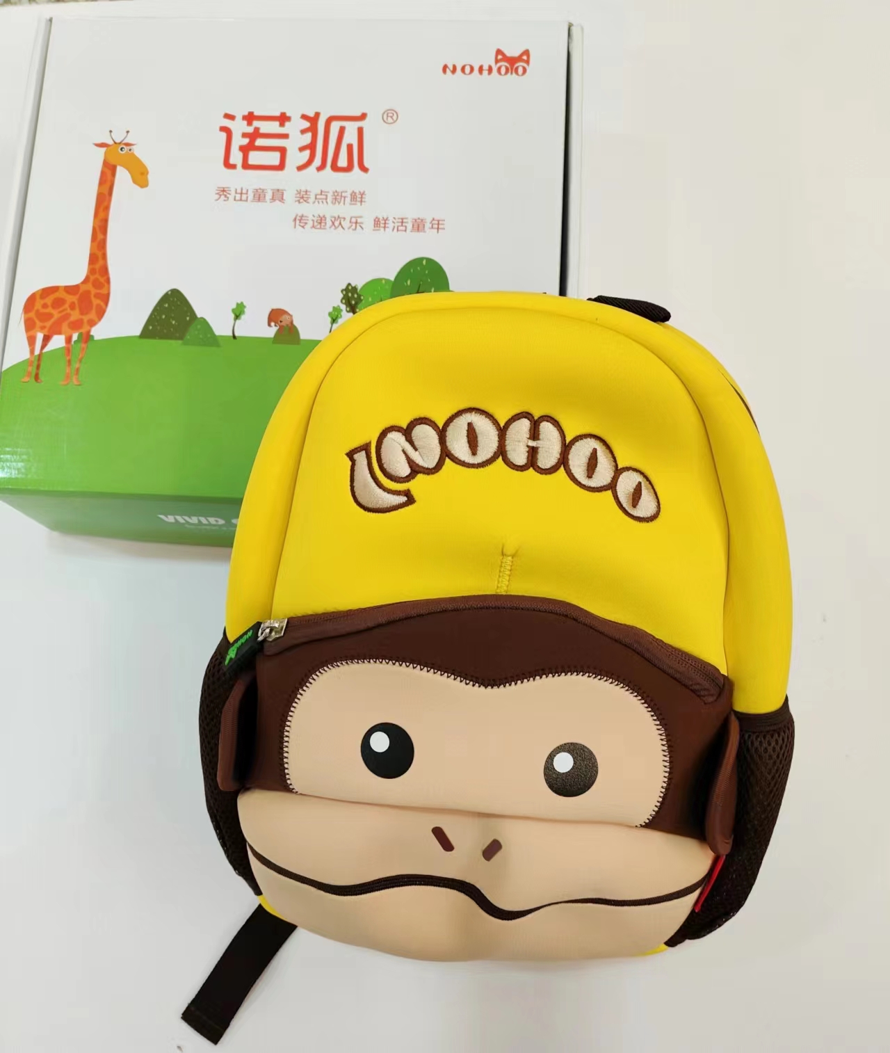 儿童背包潜水料包包鲨鱼幼儿园轻便小学生时尚双肩背包超轻宝宝