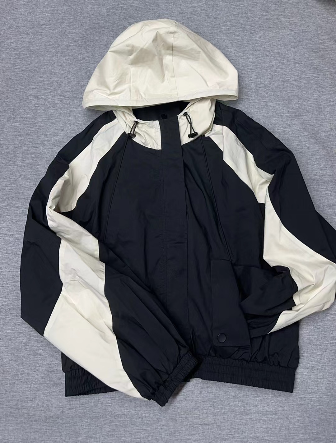 3247/L1-2/儿童春秋连帽外套/微瑕