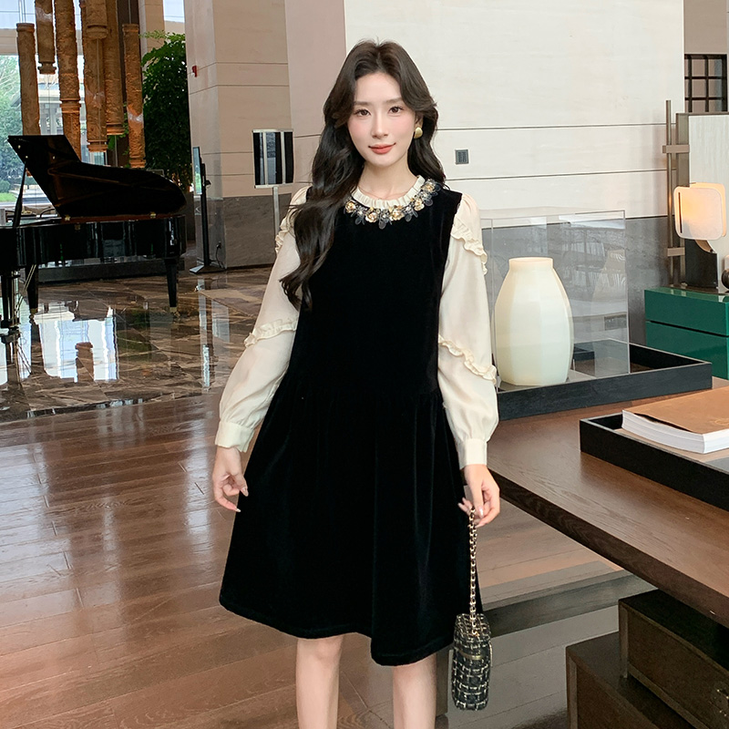 奢姿大码女装2025年秋季减龄荷叶边拼接连衣裙胖妹妹时尚丝绒裙子