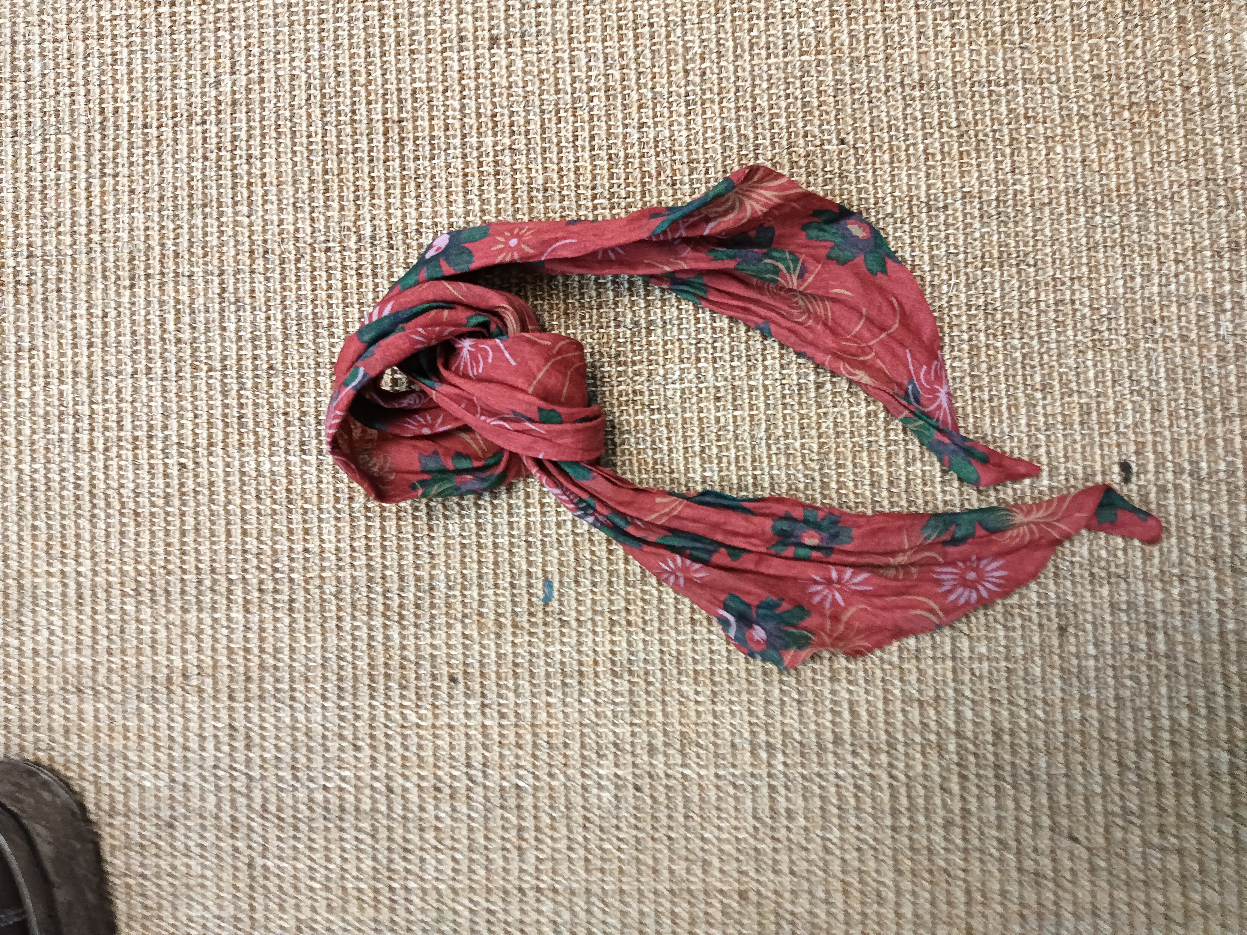 手工制作多功能发带。