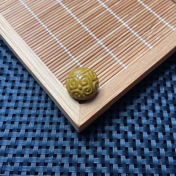 阿拉善玛瑙雕刻回文珠尺寸约15mm