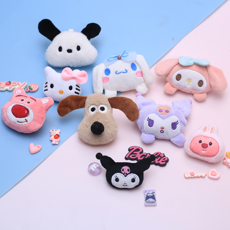 手工围巾上的装饰品挂饰点缀拖鞋配件胸针别针卡通配饰毛绒玩偶