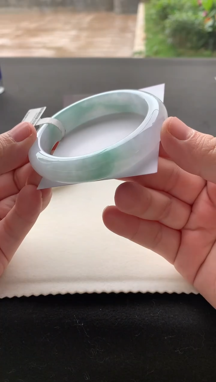 【闪购商品】翡翠手镯未镶嵌57正圈A3699买断