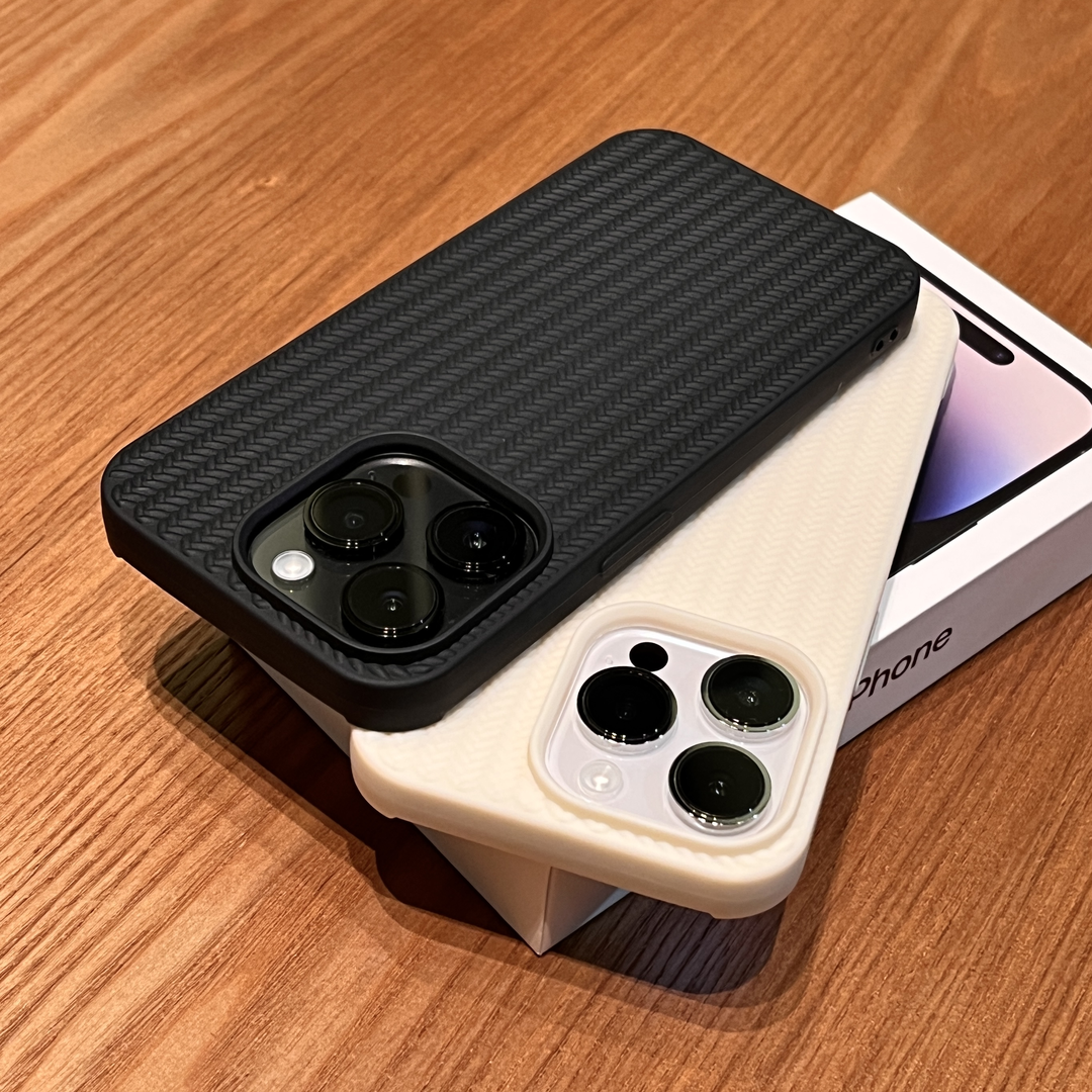 高级黑白色编织纹iPhone15/14promax手机壳苹果13肤感12/11软套xr