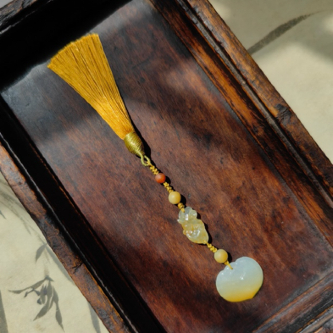  翡翠黄翡国风如意书签翡翠书签挂件