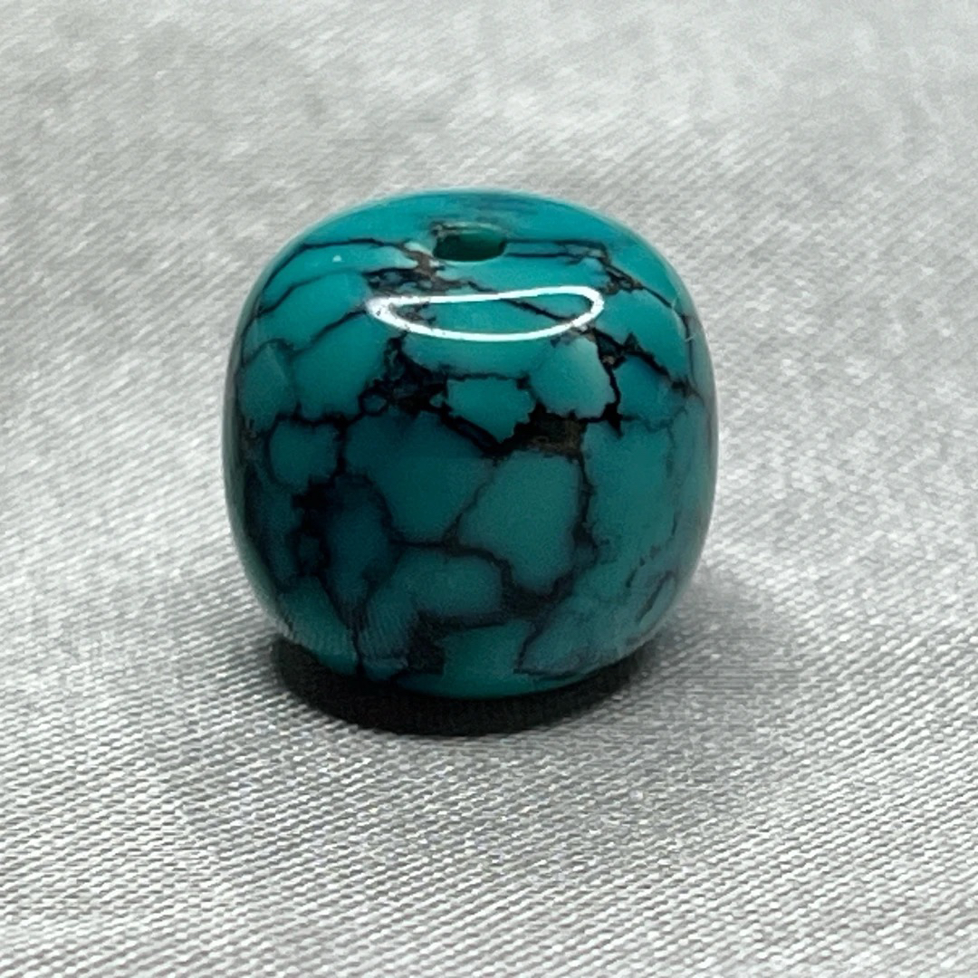 绿松老型单珠，尺寸12x10.8mm重2.67克