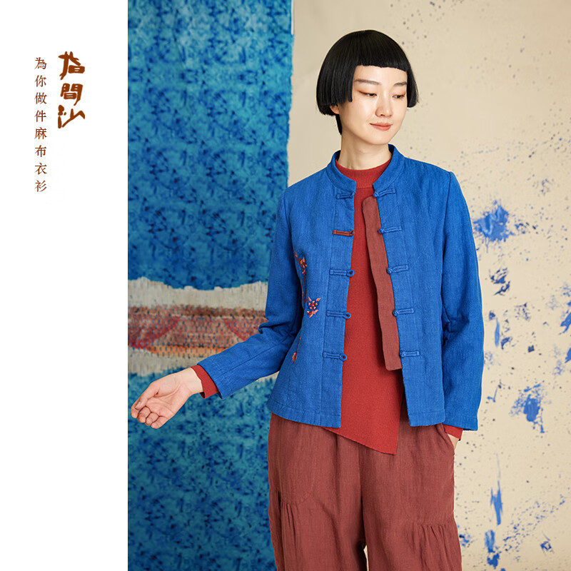 2341132指间沙女装23冬季中式收腰绒里短外套文艺刺绣盘扣裥绒外