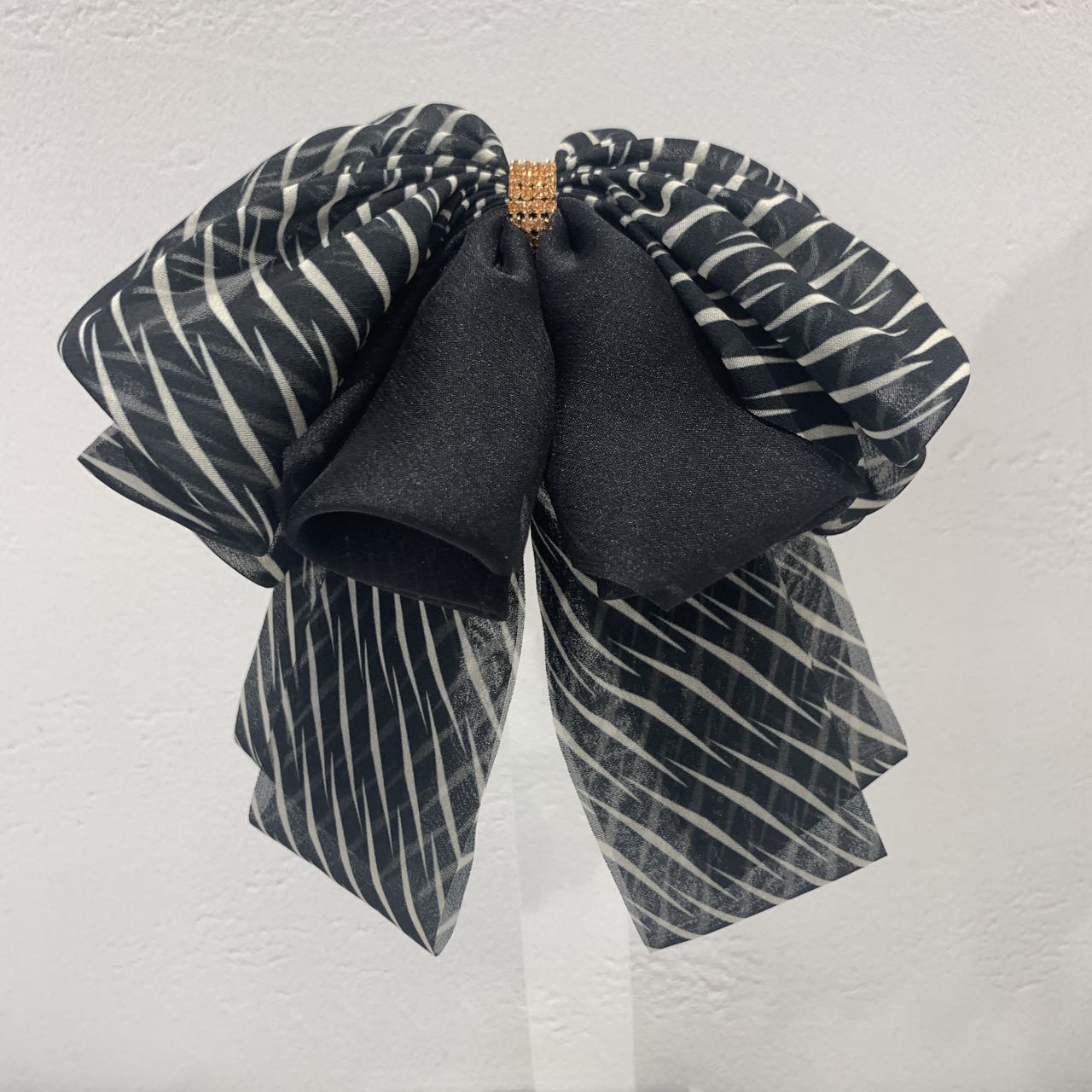GREBUTY 5101 气质时尚黑色条纹多层蝴蝶结抓夹