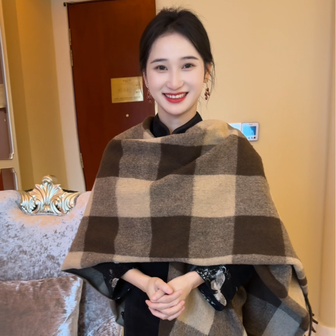  [针织格子]棋盘格百搭时尚休闲卡其拼咖披肩围巾宽松秋冬气质