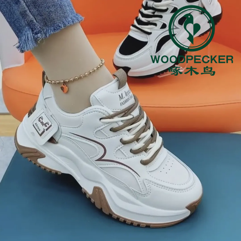 啄木鸟老爹鞋女款爆款春秋季新款网红女士休闲运动鞋学生百搭潮鞋