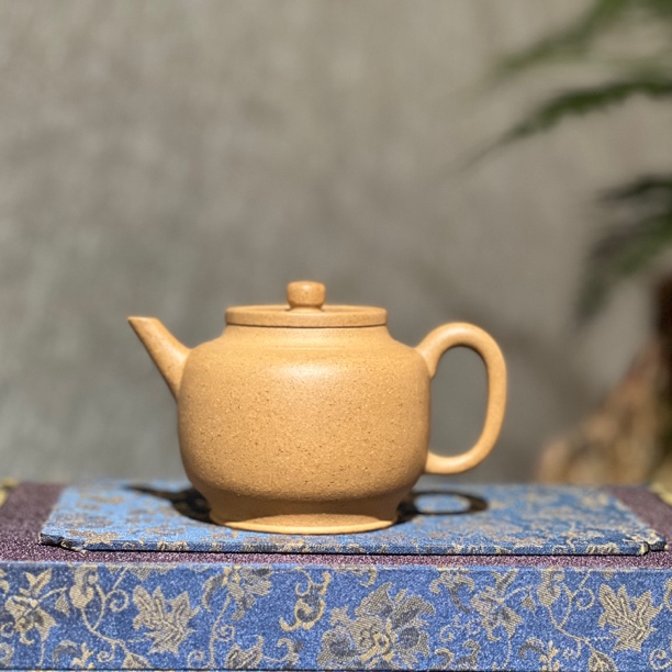 福利款，明式宫灯壶，全手工原矿黄段泥，容量190cc