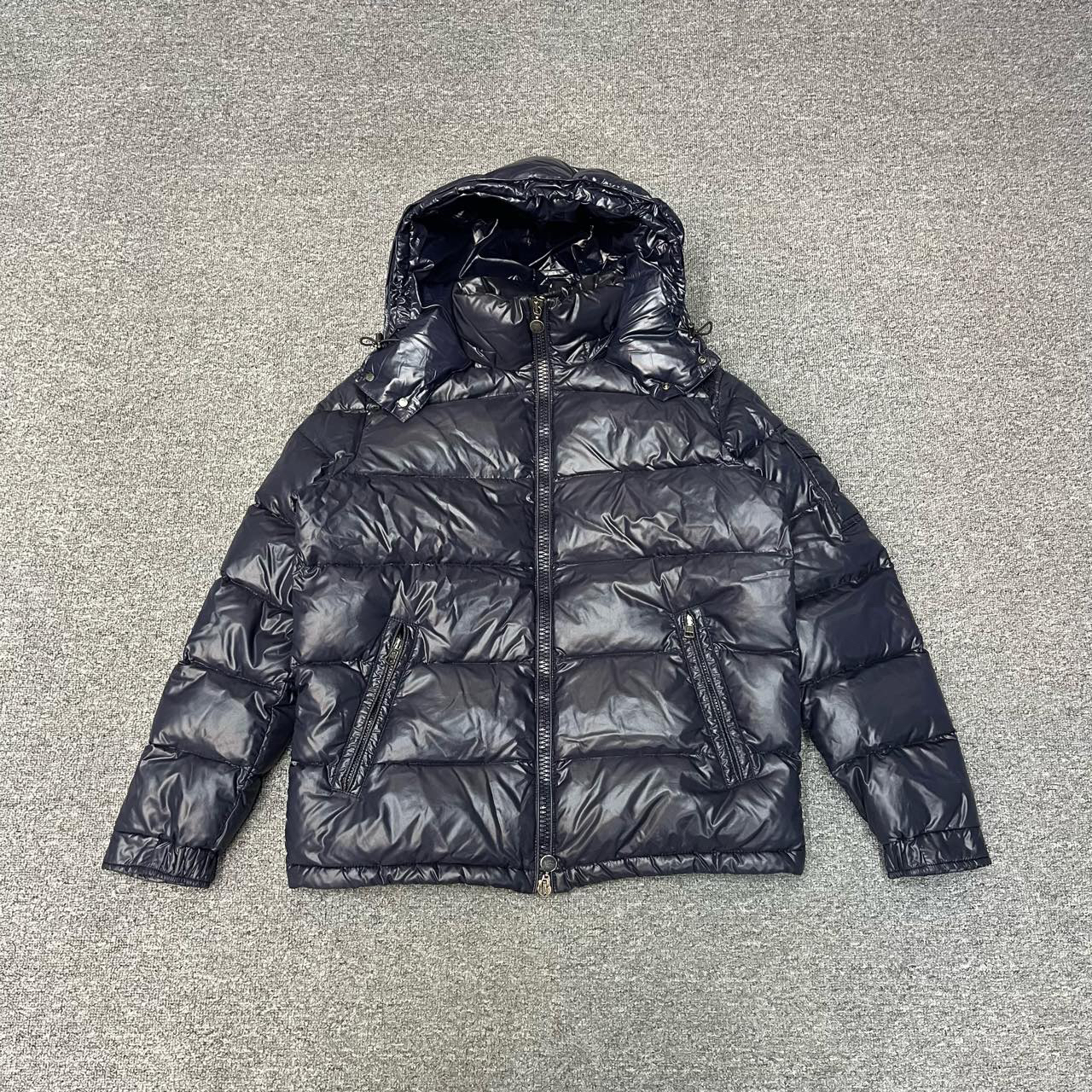 Moncler蒙口玛雅maya 藏蓝色亮面连帽羽绒服 4码98新