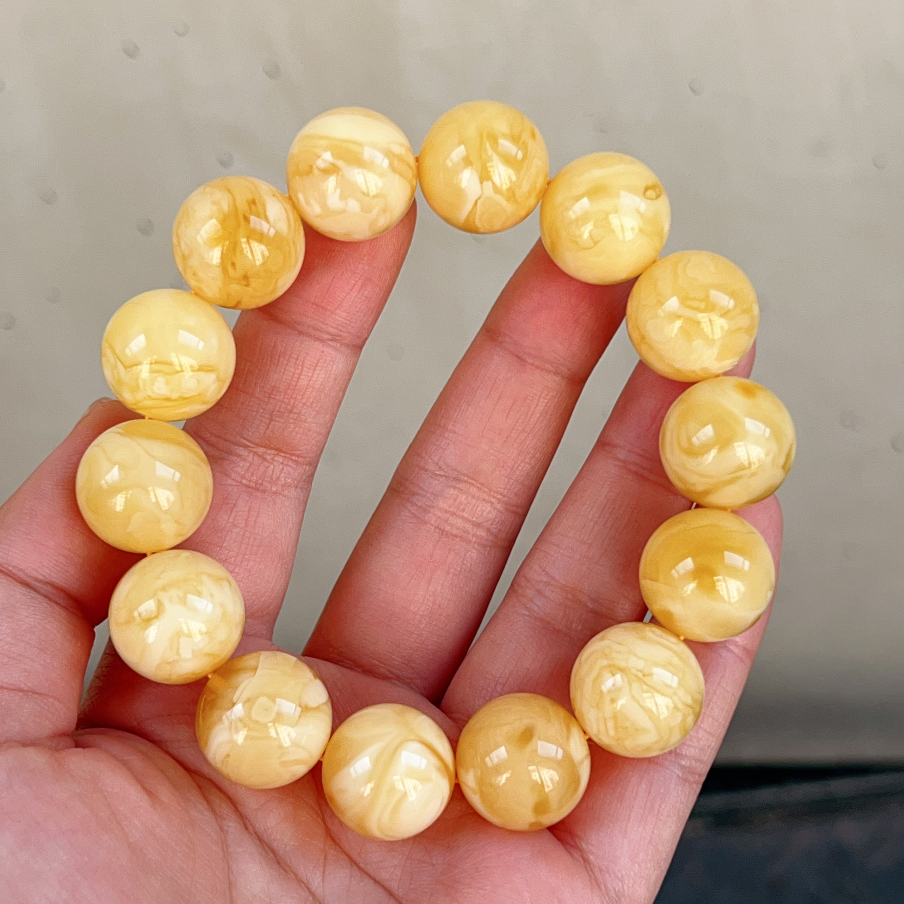 16mm浓白蜡妖花蜜蜡手串，满浓蜡妖花，32.5克