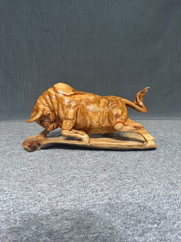 #斗牛#香樟木#无拼接#工艺品#木雕#根雕#家居摆件