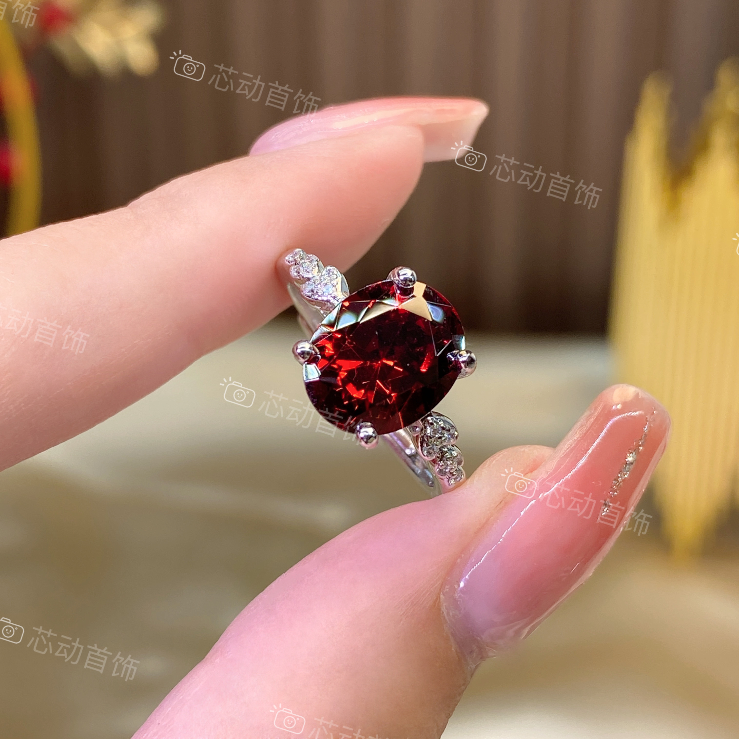 新品戒指【竹芯】9×11mm人工宝石榴红镶嵌气质轻奢简约女k1317