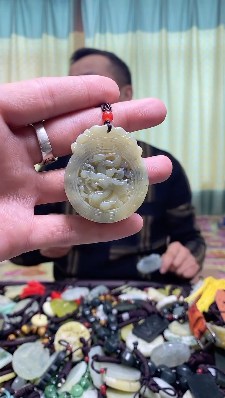 【闪购商品】岫玉吊坠未镶嵌1