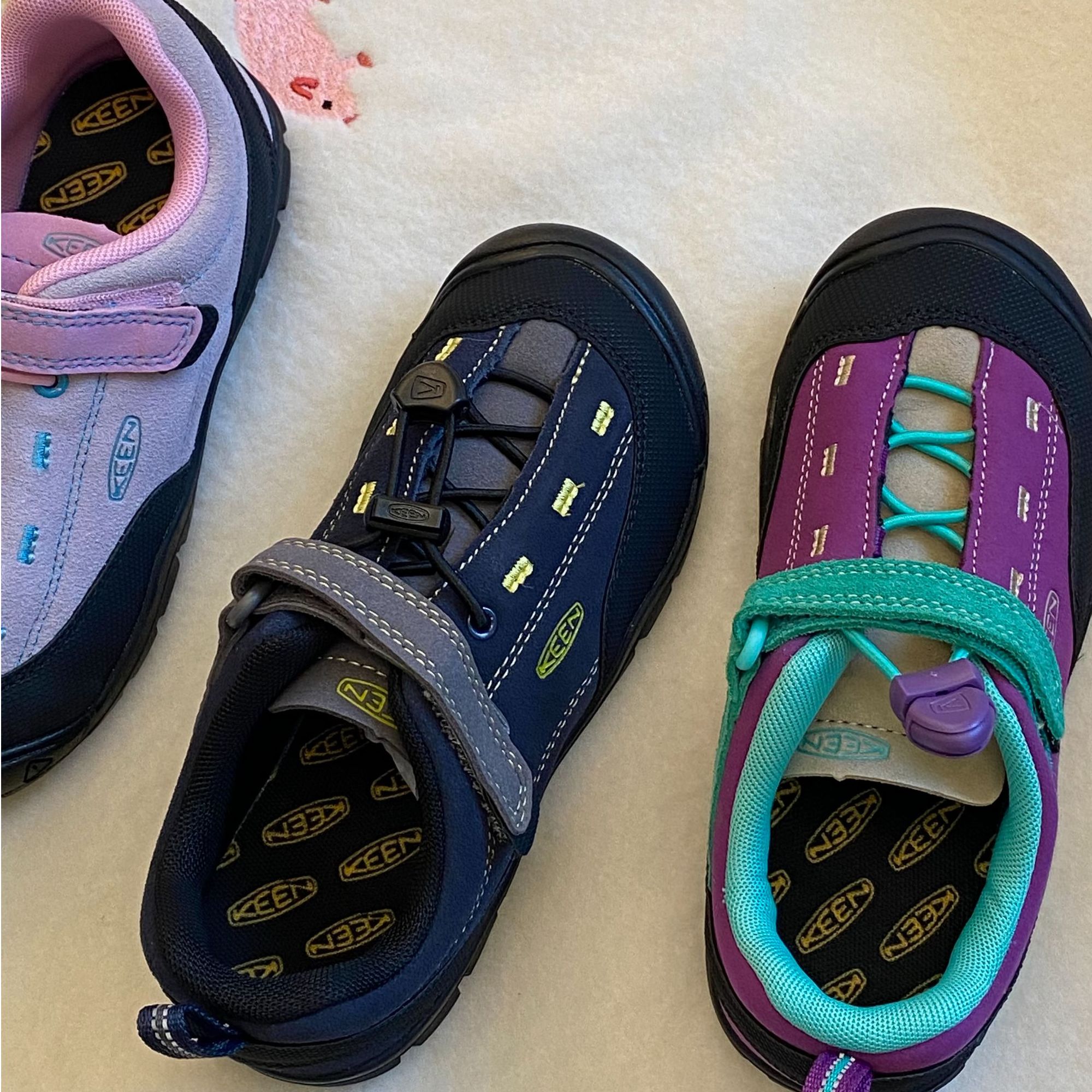 2025新品儿童户外防水魔术贴防滑登山运动鞋