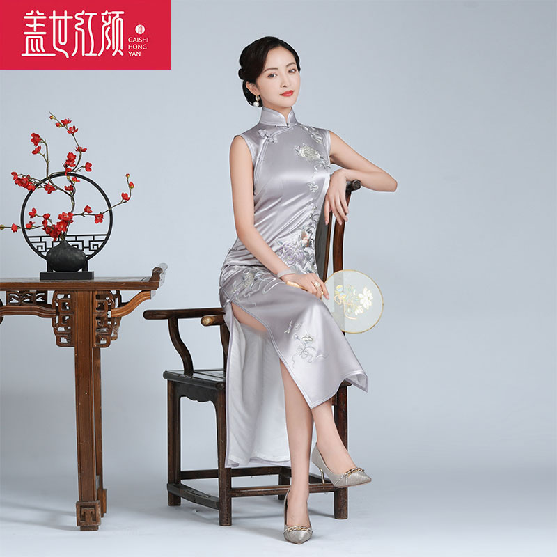 盖世红颜真丝刺绣旗袍裙复古优雅高端无袖长款宴会日常装不负相思