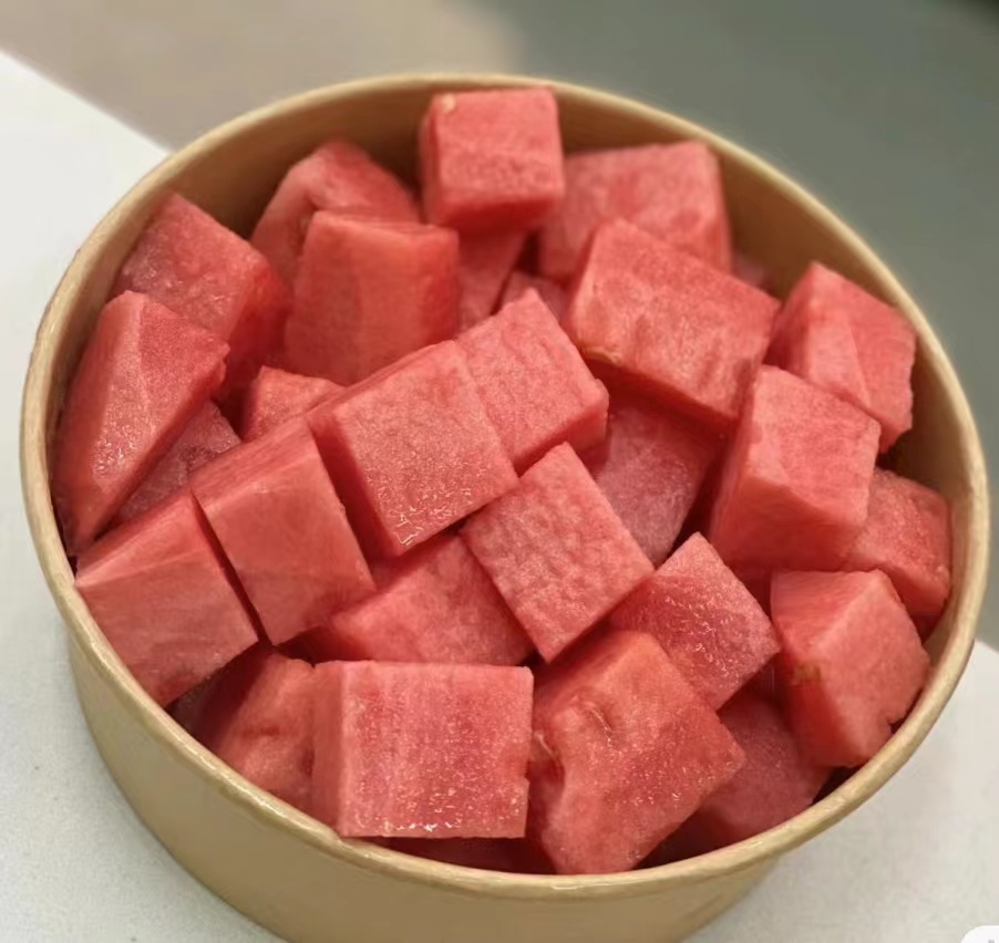8424  新鲜西瓜 切盒
