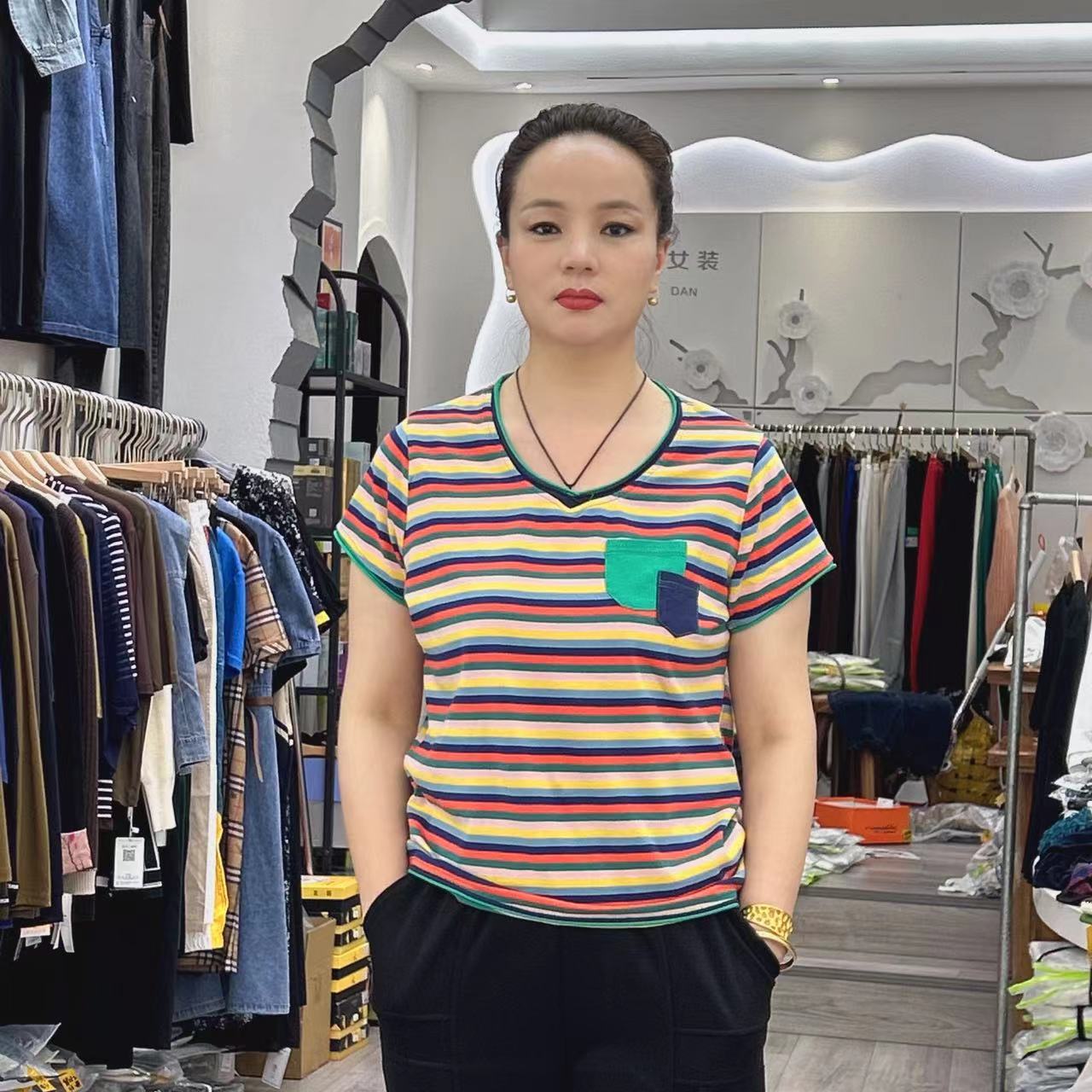 休闲时尚夏季条纹T恤高考毕业季针织百搭高品质女士半袖潮流修身