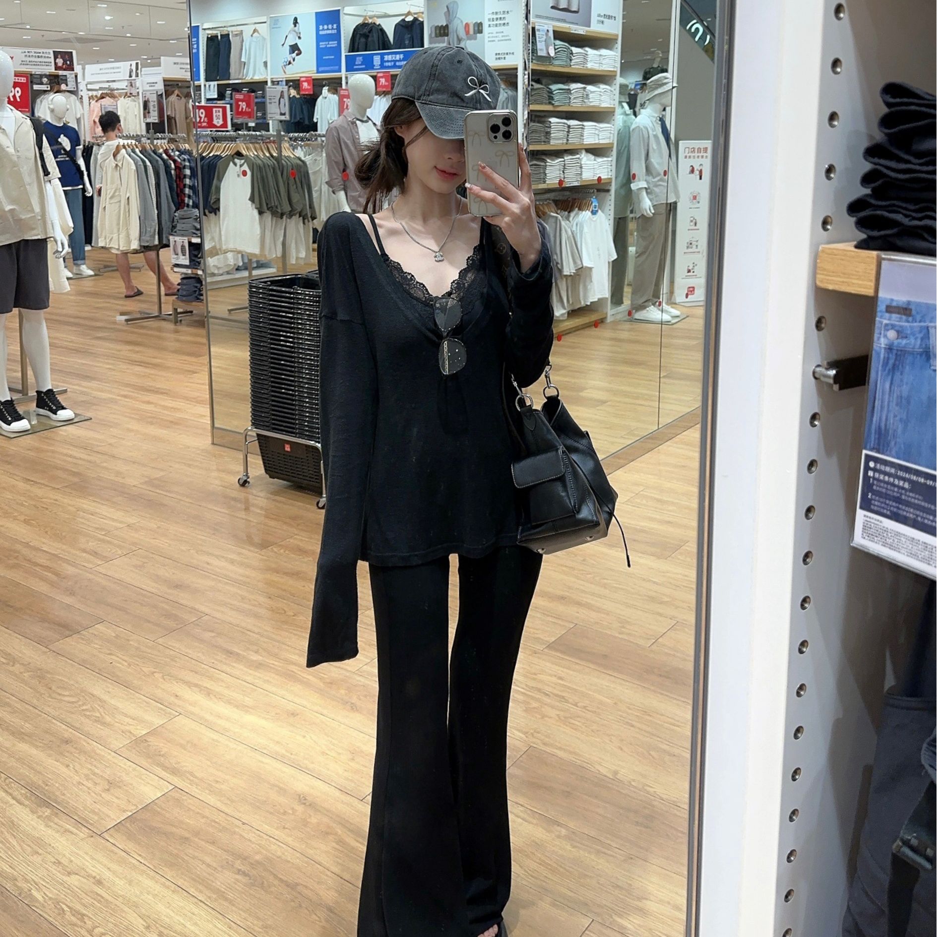 2025夏季性感蕾丝吊带上衣显瘦气质时尚打底开叉黑色凉感百搭