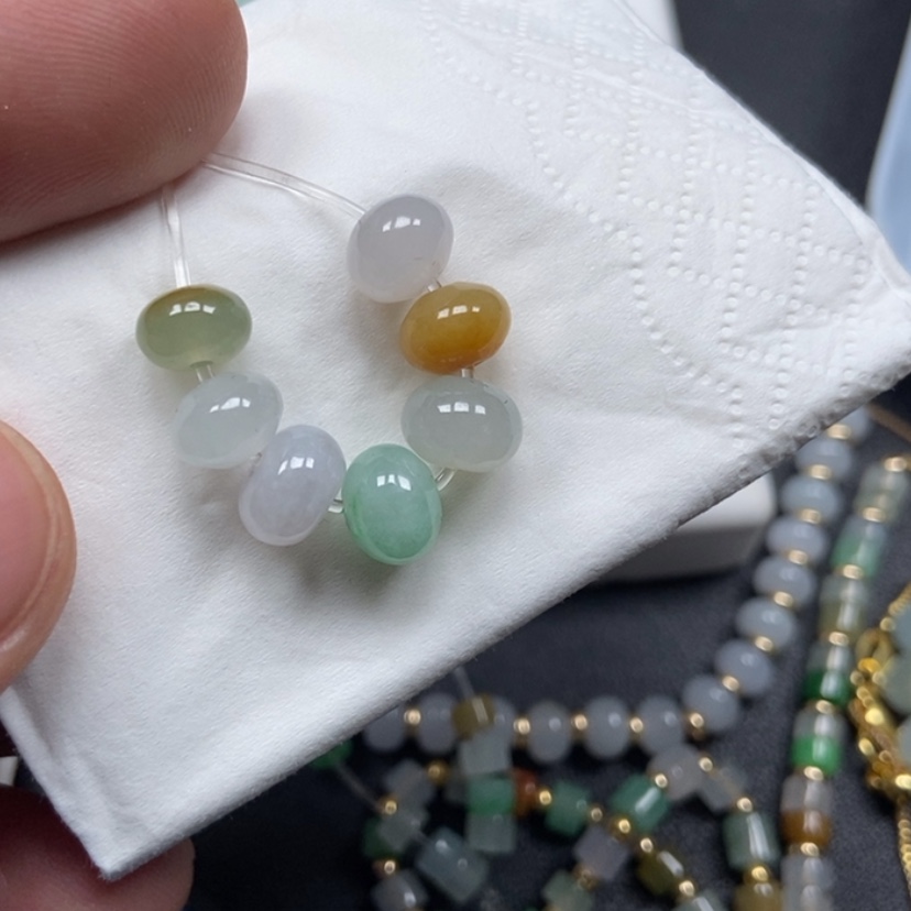 【闪购商品】翡翠颈饰未镶嵌后****右
