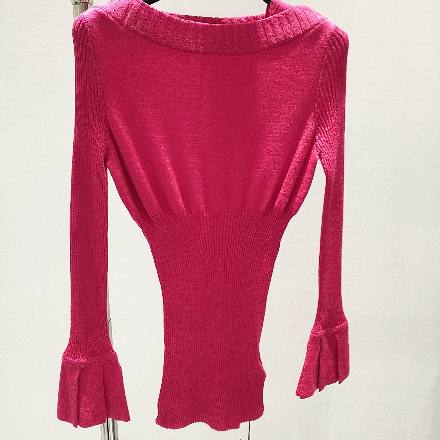 女装时尚女人味品质高端折扣回馈针织衫（不退换）