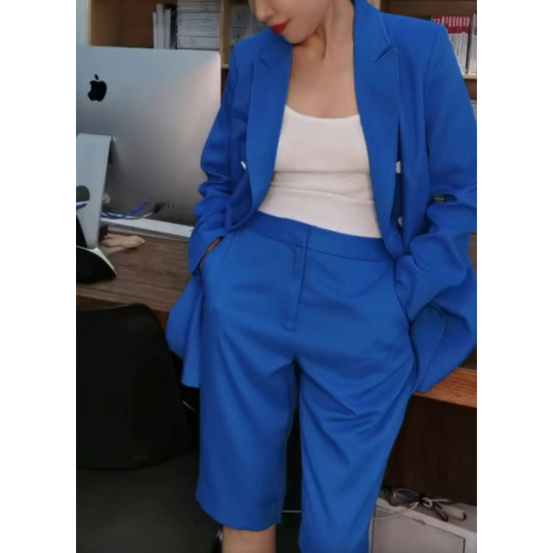 天蓝双排扣西服套装