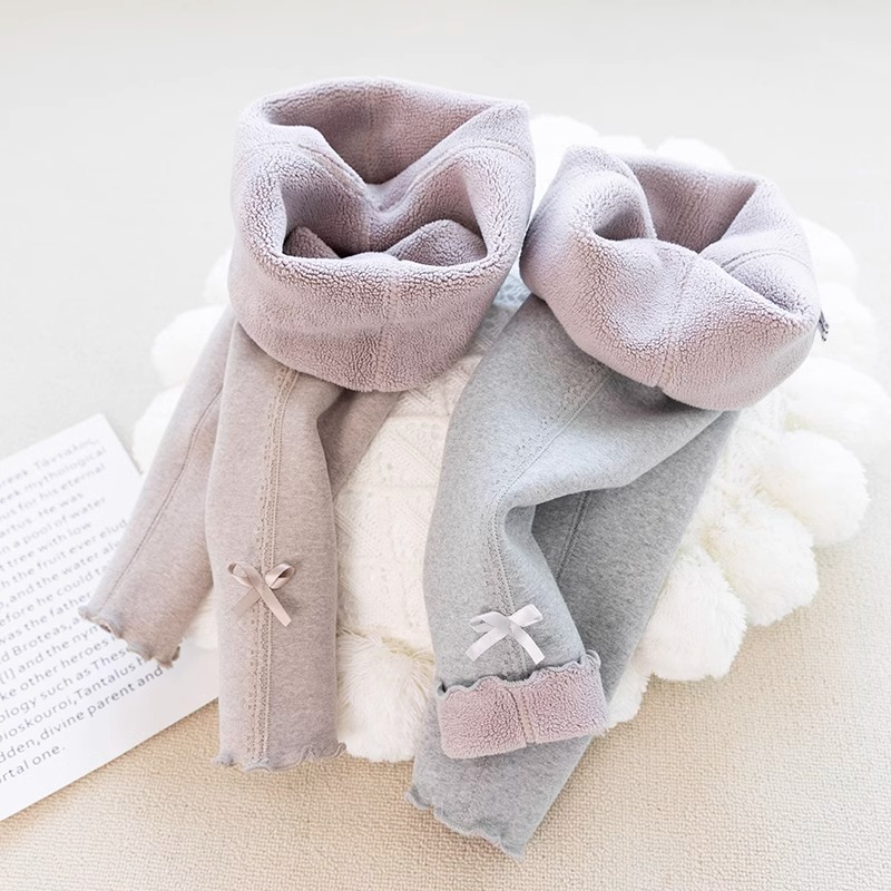 女童打底裤加绒24新款韩版简约一体绒冬款ins羊羔绒洋气外穿裤子