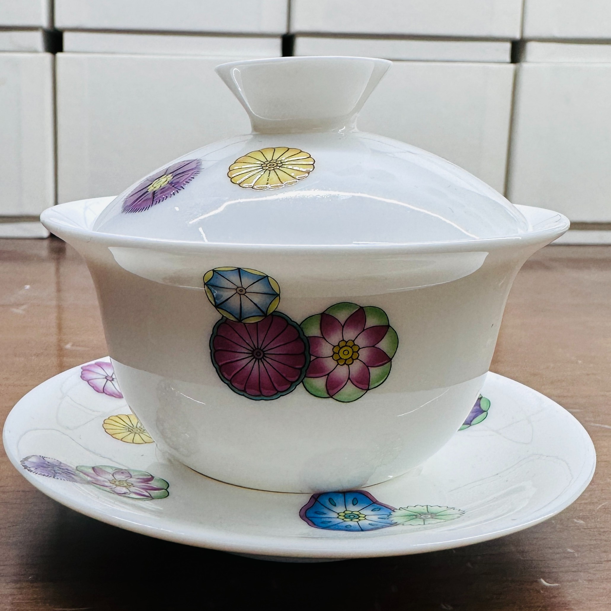 手工高档陶瓷三才盖碗羊脂玉瓷六鹤同春盖碗家用德化白瓷盖碗不烫