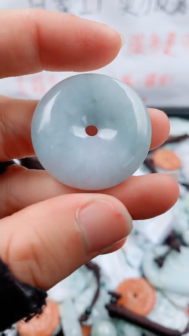 【闪购商品】翡翠颈饰未镶嵌1
