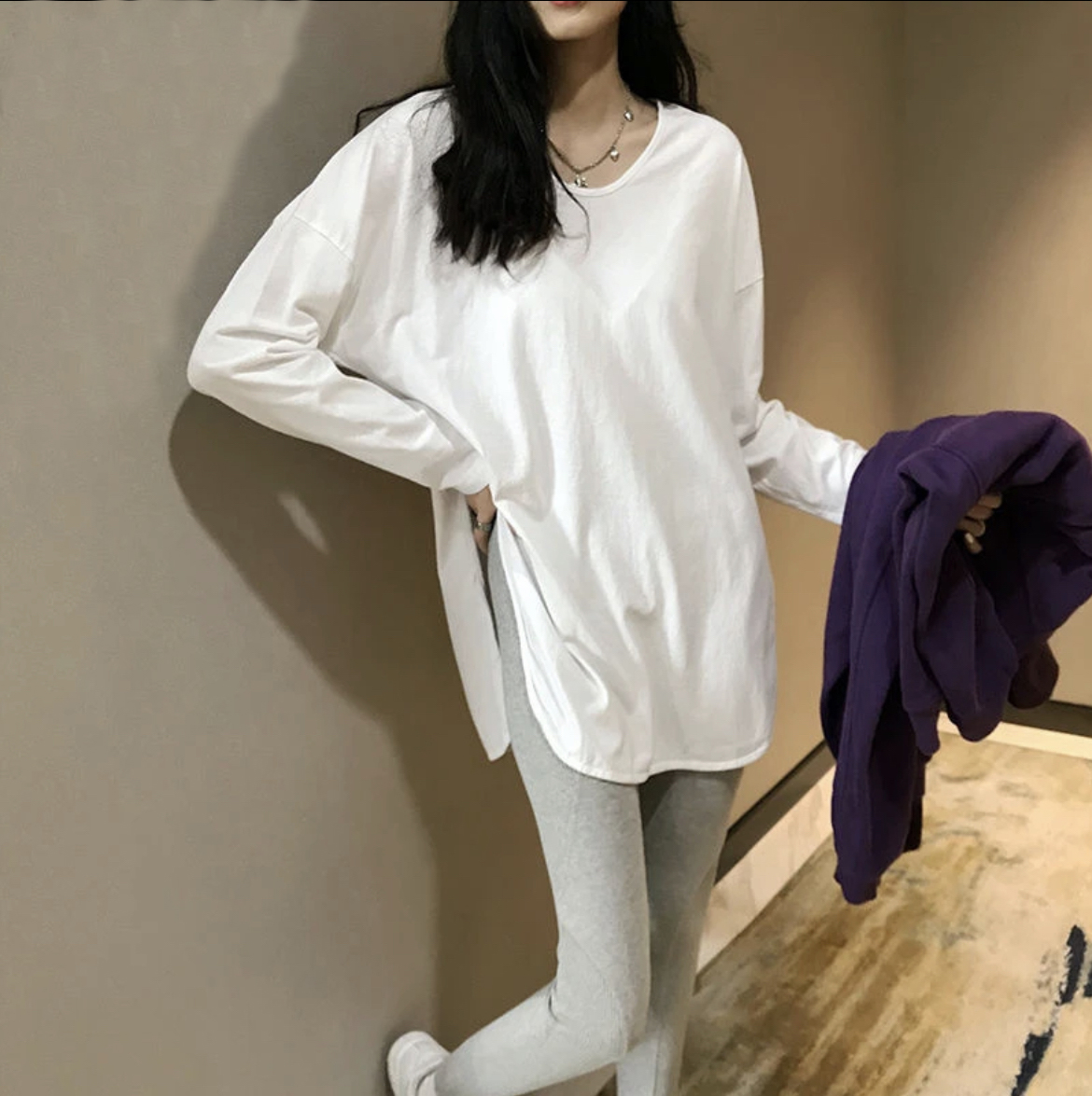 2025秋季新款纯棉开叉打底衫女款时尚百搭宽松打底衫长袖纯色