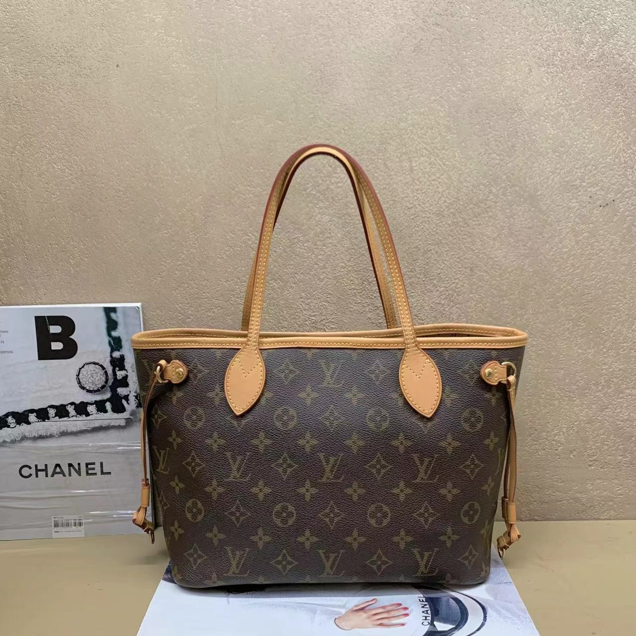95新  壹臻中古/Iv老花neverfull小号 换过植鞣革/ 83227058