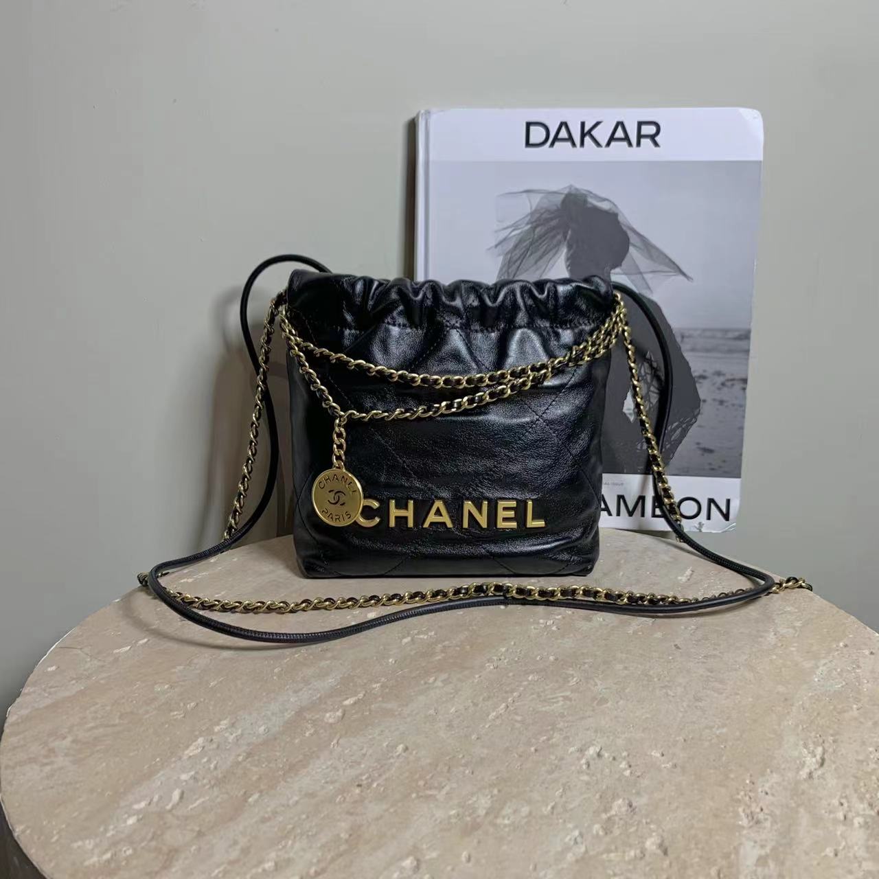 99新 Chanel/香奈儿 壹臻/23A黑金22bag mini斜挎包/15904521