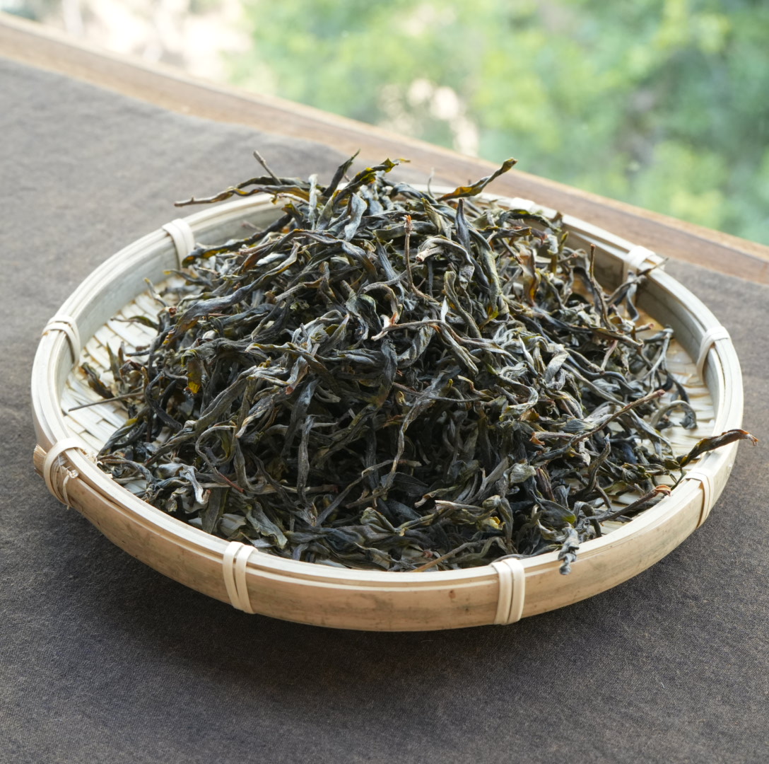 2025年百花潭大树头春普洱茶生茶